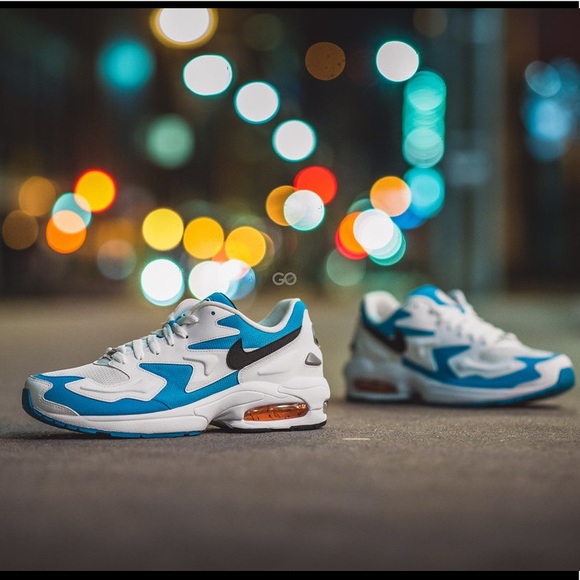 Nike Air Max 2 Light Sneaker - Unisex - Picture 2 of 7